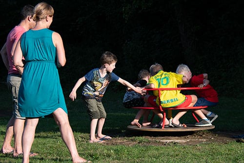 camping animations enfants